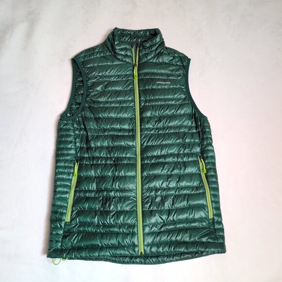 Patagonia Men's Green Quilted Down Puffer Vest Size XS - Picture 1 of 6